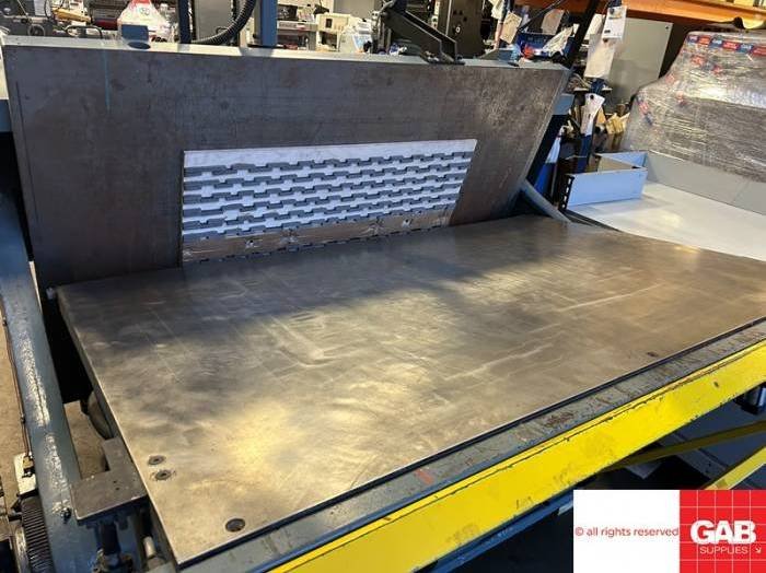 Tosi 1675 - Large format platen die cutter machine - Image 2